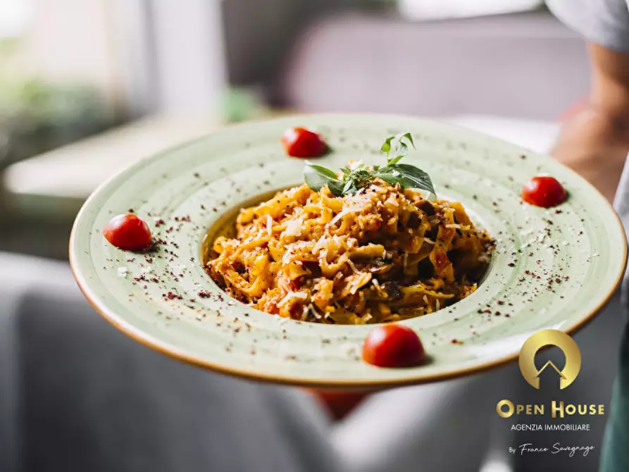 Immagine 9 di Attività commerciale in vendita  in via passau 14, montecchio maggiore a Montecchio Maggiore