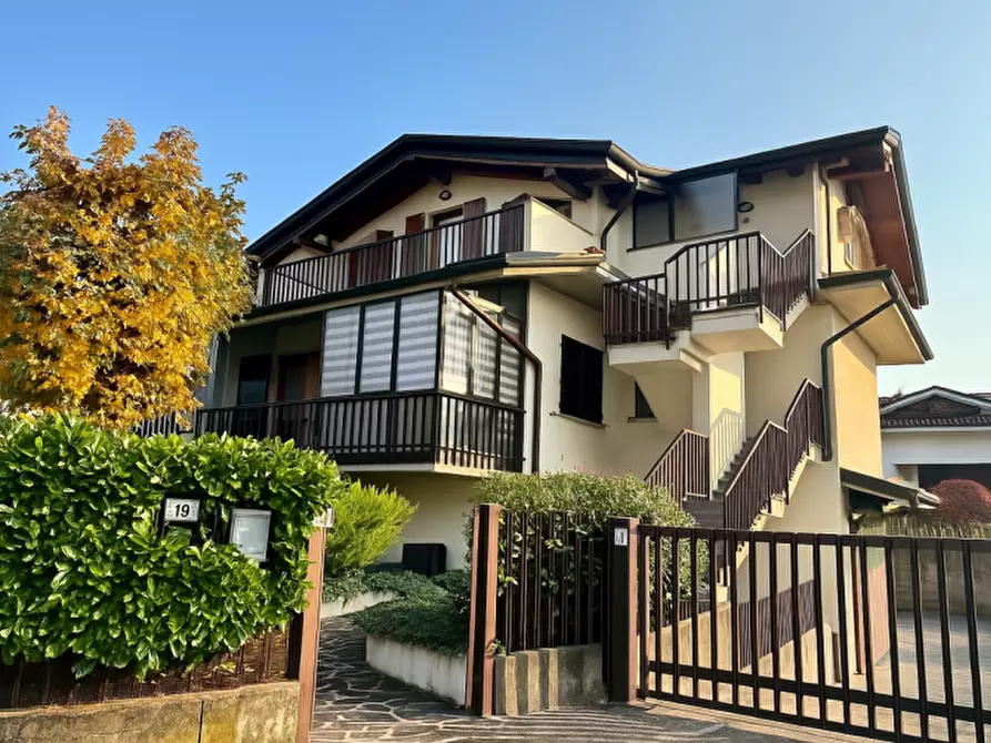 Immagine 3 di Appartamento in vendita  in Via Giosuè Carducci 19/A a Azzano San Paolo