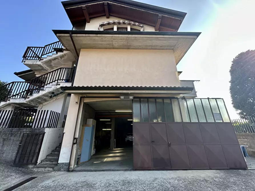 Immagine 7 di Appartamento in vendita  in Via Giosuè Carducci 19/A a Azzano San Paolo