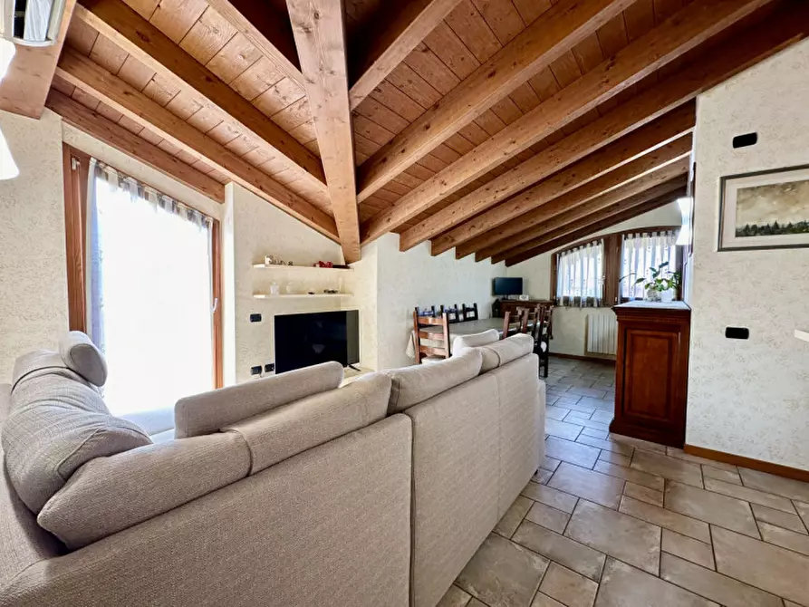 Immagine 13 di Appartamento in vendita  in Via Giosuè Carducci 19/A a Azzano San Paolo