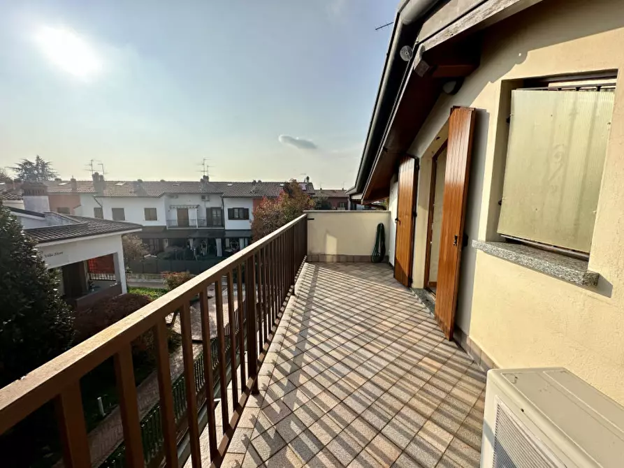 Immagine 31 di Appartamento in vendita  in Via Giosuè Carducci 19/A a Azzano San Paolo