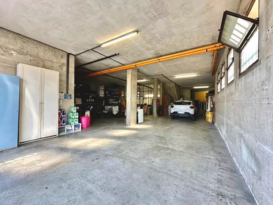 Immagine 45 di Appartamento in vendita  in Via Giosuè Carducci 19/A a Azzano San Paolo