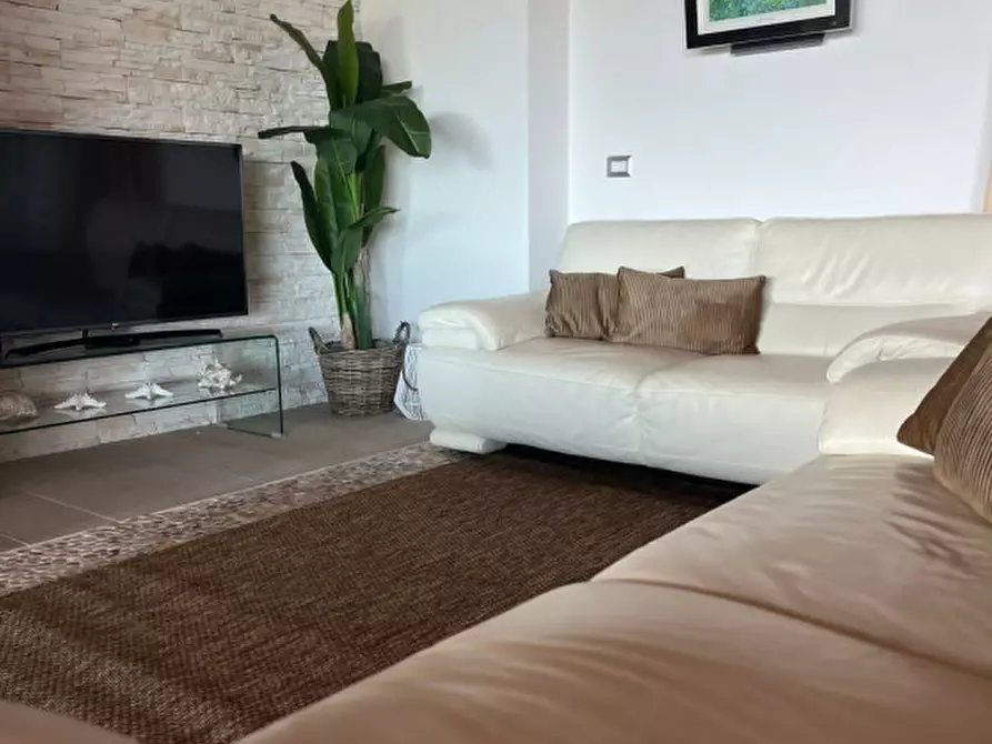 Immagine 26 di Villa in vendita  a Golfo Aranci