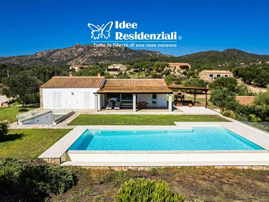 Immagine 57 di Villa in vendita  a Golfo Aranci