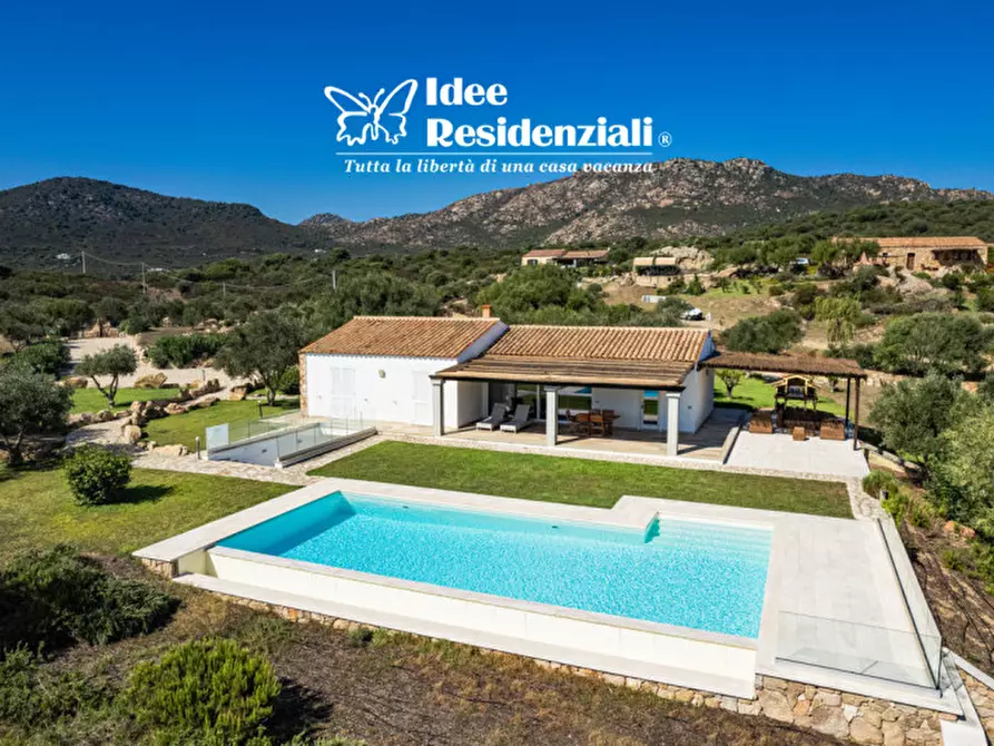 Immagine 58 di Villa in vendita  a Golfo Aranci