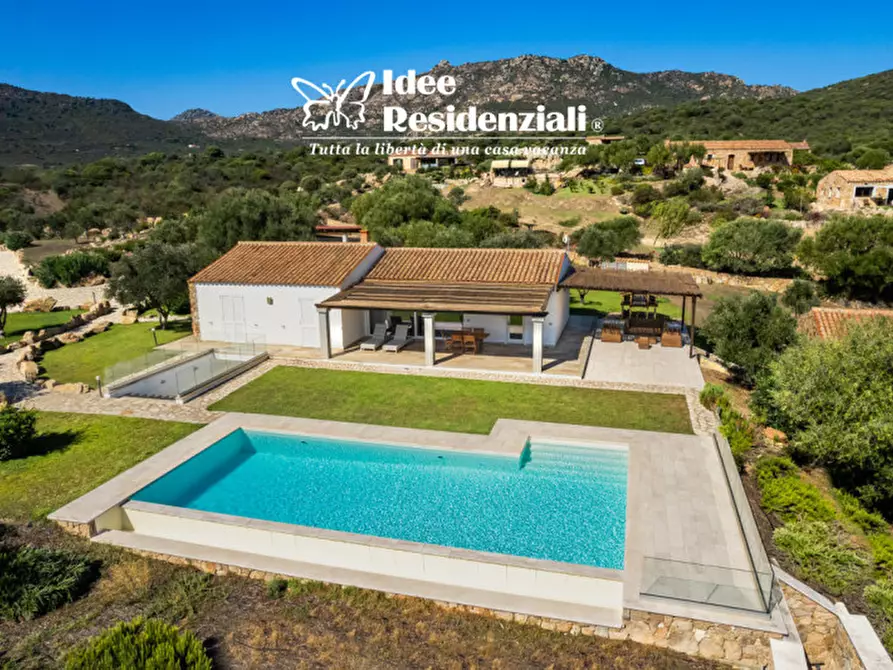 Immagine 59 di Villa in vendita  a Golfo Aranci