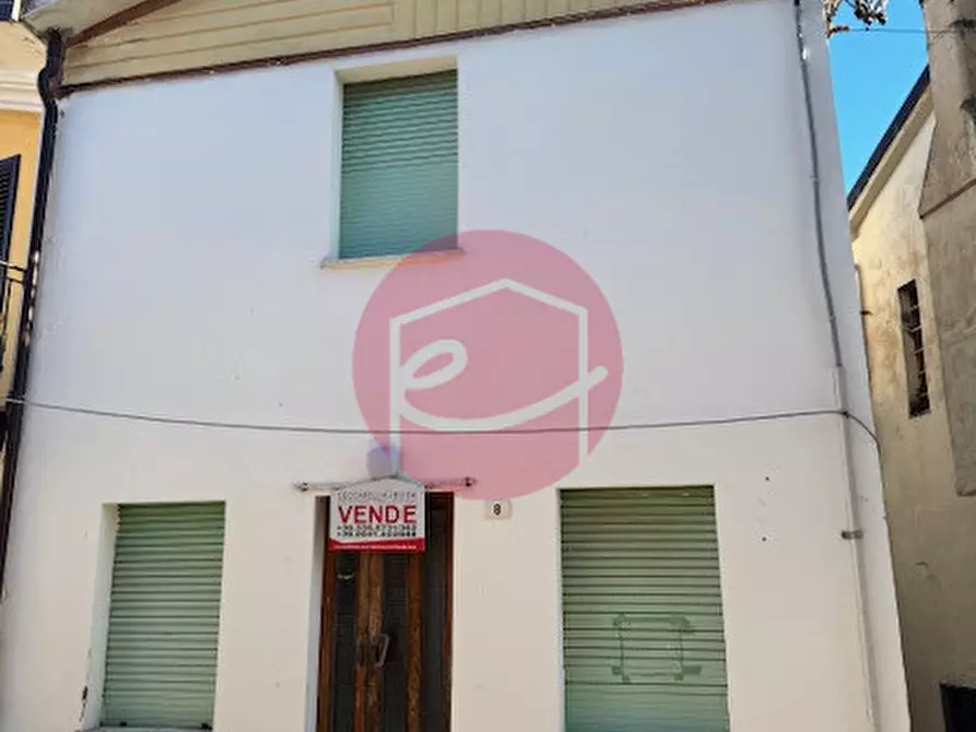 Immagine 3 di Villetta a schiera in vendita  a Borghi