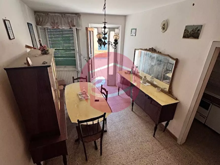 Immagine 10 di Villetta a schiera in vendita  a Borghi