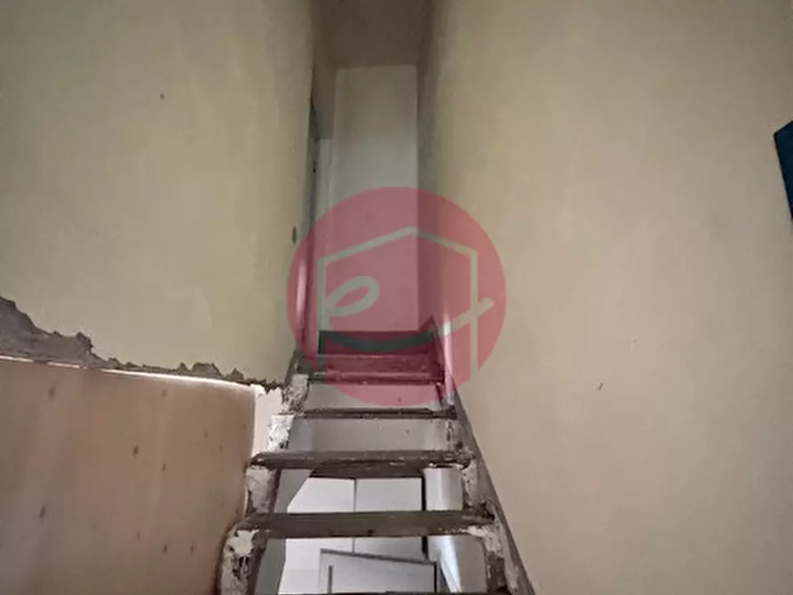 Immagine 11 di Villetta a schiera in vendita  a Borghi