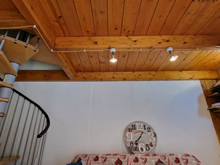 Immagine 21 di Villa in vendita  in Via Giardino Contursi 14 a Parabita