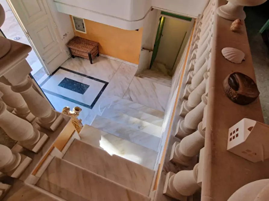 Immagine 22 di Villa in vendita  in Via Giardino Contursi 14 a Parabita