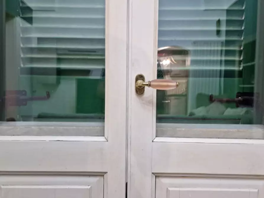 Immagine 32 di Villa in vendita  in Via Giardino Contursi 14 a Parabita