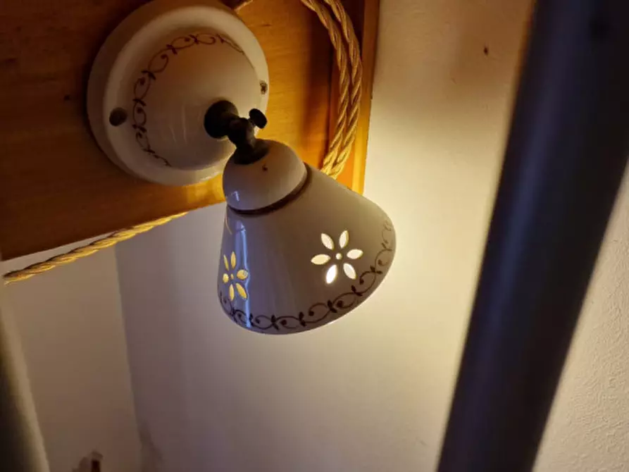 Immagine 38 di Villa in vendita  in Via Giardino Contursi 14 a Parabita