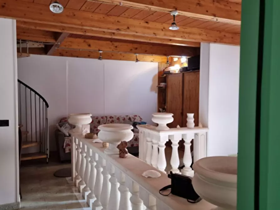 Immagine 43 di Villa in vendita  in Via Giardino Contursi 14 a Parabita