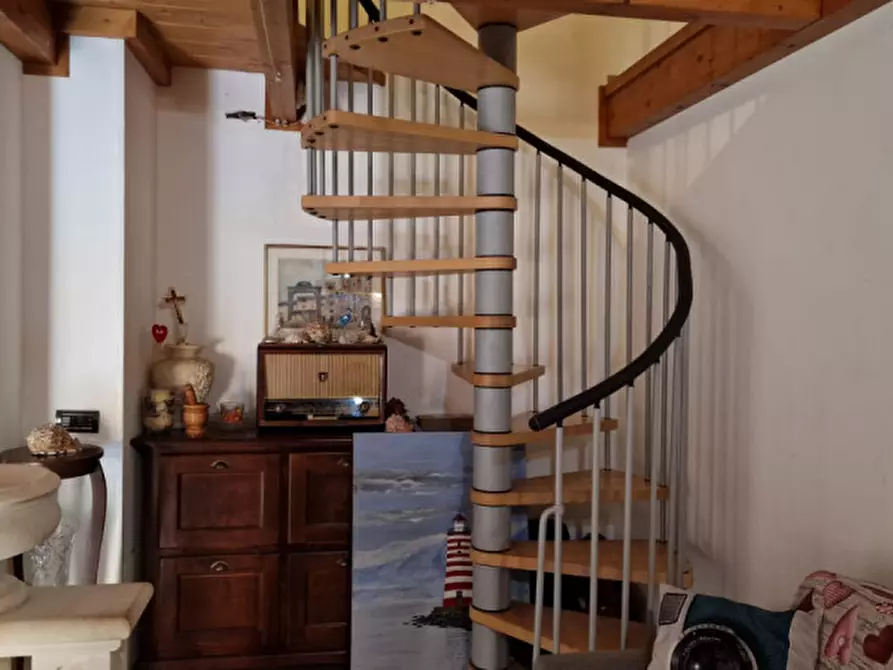 Immagine 48 di Villa in vendita  in Via Giardino Contursi 14 a Parabita