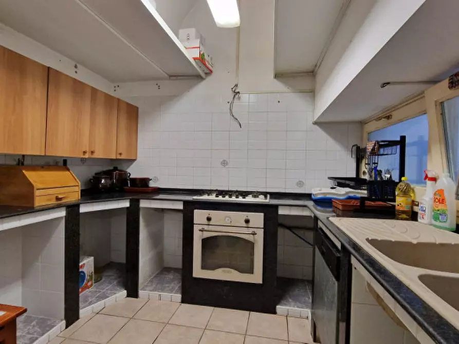 Immagine 62 di Villa in vendita  in Via Giardino Contursi 14 a Parabita