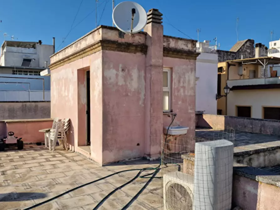 Immagine 99 di Villa in vendita  in Via Giardino Contursi 14 a Parabita