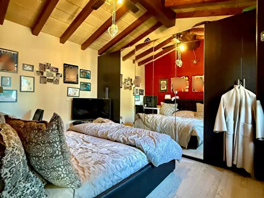 Immagine 6 di Villa in vendita  in Via Ugozzolo, 111 a Parma