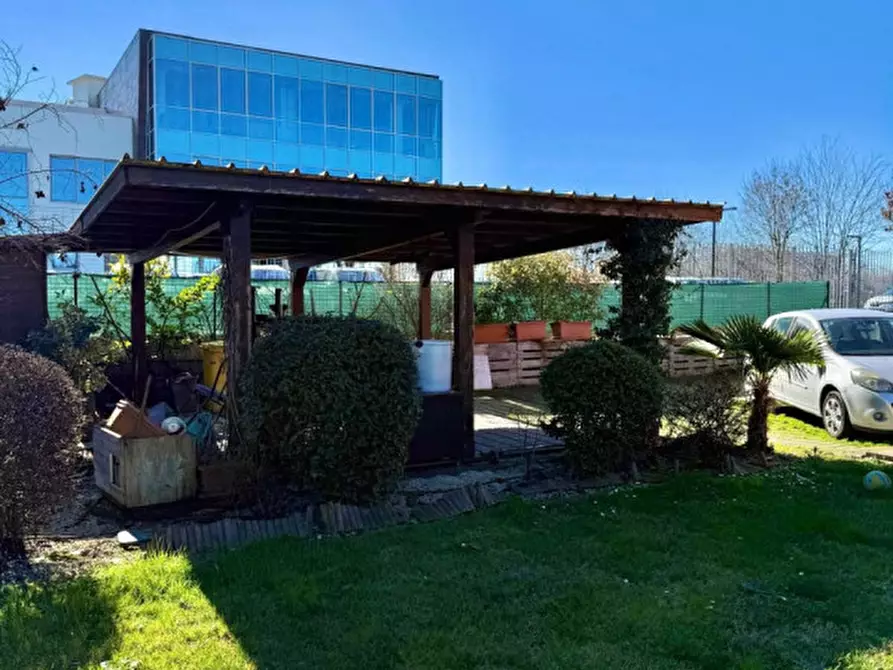 Immagine 12 di Villa in vendita  in Via Ugozzolo, 111 a Parma