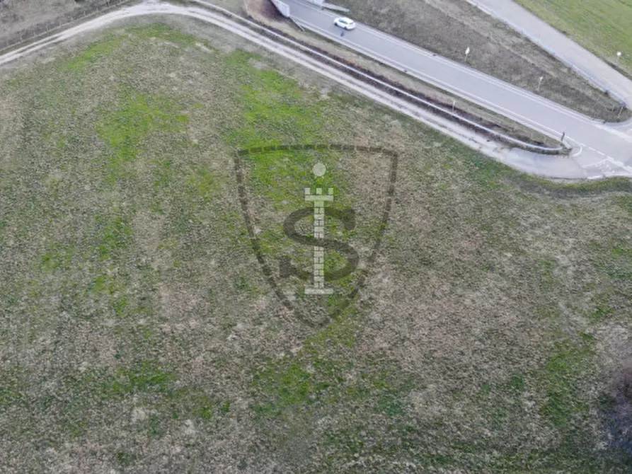 Immagine 11 di Magazzino in vendita  in Via Anconetta,11 a Colceresa