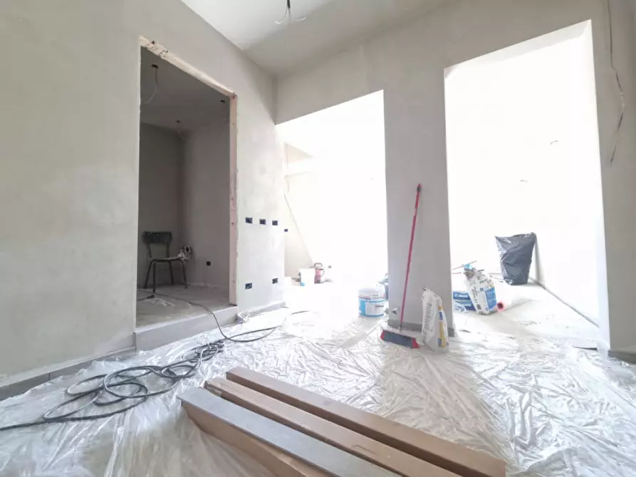 Immagine 9 di Appartamento in vendita  in VIA GASPERI a Firenze