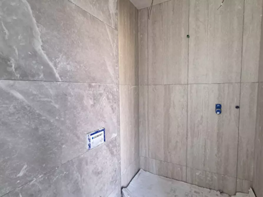 Immagine 15 di Appartamento in vendita  in VIA GASPERI a Firenze