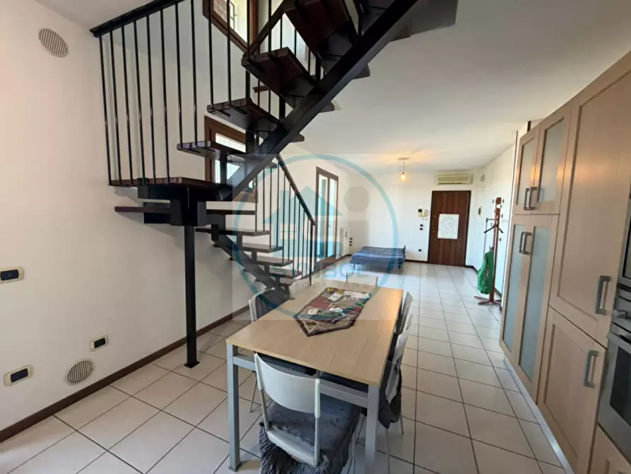 Immagine 1 di Appartamento in vendita  in Via Confalonieri a Salzano