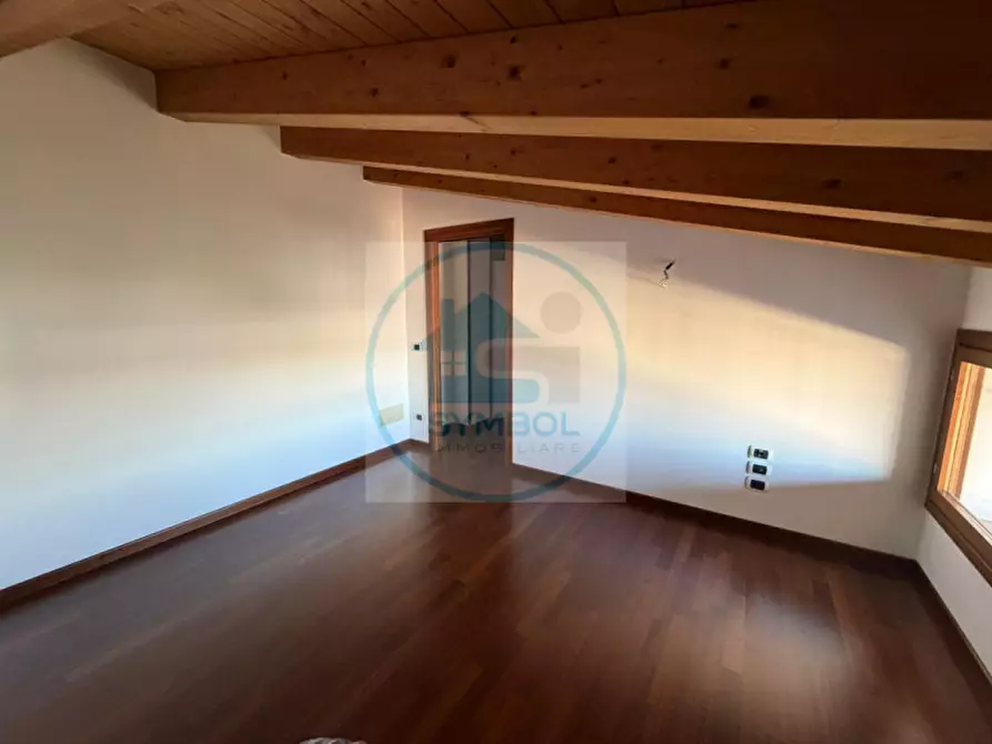 Immagine 15 di Appartamento in vendita  in Via Confalonieri a Salzano