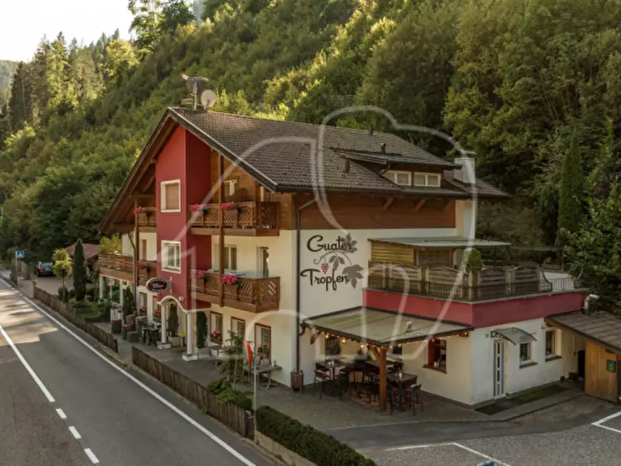 Immagine 2 di Attività commerciale in vendita  in Unterbirchabruck a Nova Ponente .Deutschnofen.