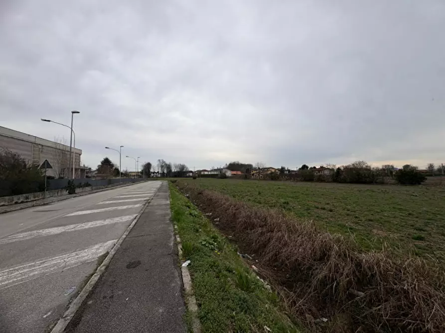 Immagine 9 di Terreno in vendita  in Via Adige a Veggiano