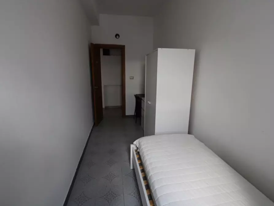 Immagine 10 di Appartamento in vendita  in Via Consolare Valeria 5 a Messina