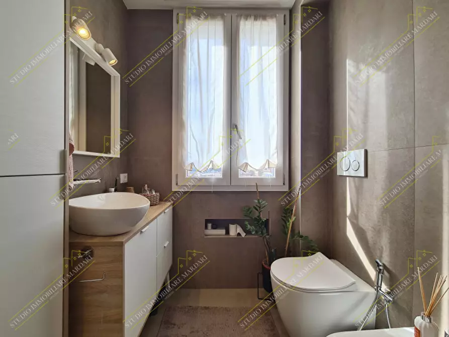 Immagine 30 di Appartamento in vendita  in Via Giuseppe Malmusi 40 a Modena