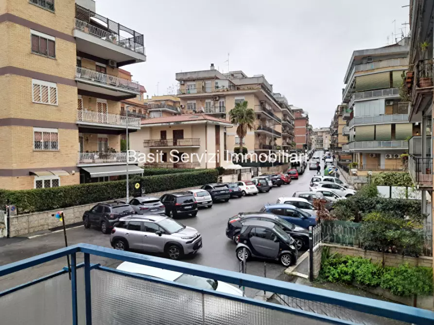 Immagine 22 di Appartamento in vendita  in Via Vincenzo Vela a Roma