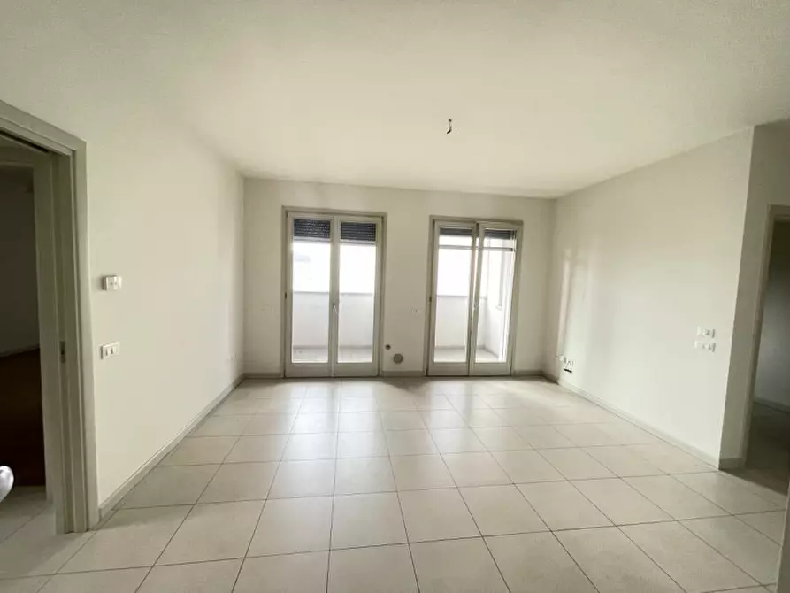 Immagine 3 di Appartamento in vendita  a Mantova