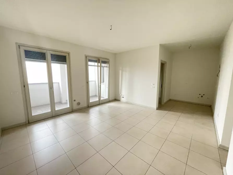 Immagine 4 di Appartamento in vendita  a Mantova