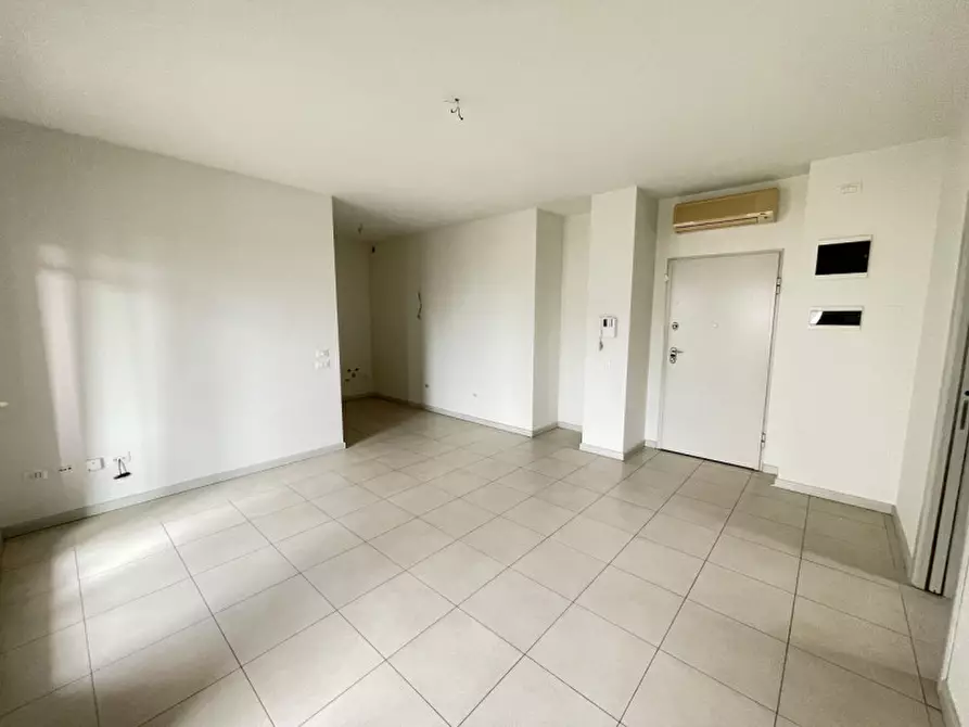 Immagine 6 di Appartamento in vendita  a Mantova