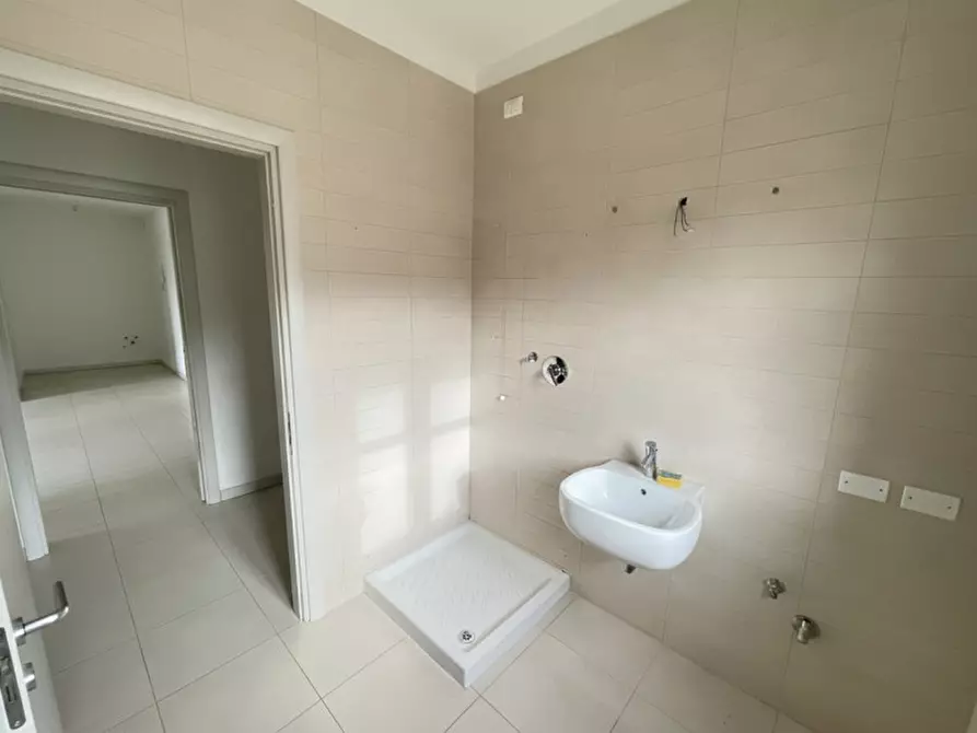 Immagine 14 di Appartamento in vendita  a Mantova