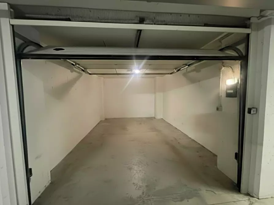 Immagine 19 di Appartamento in vendita  a Mantova