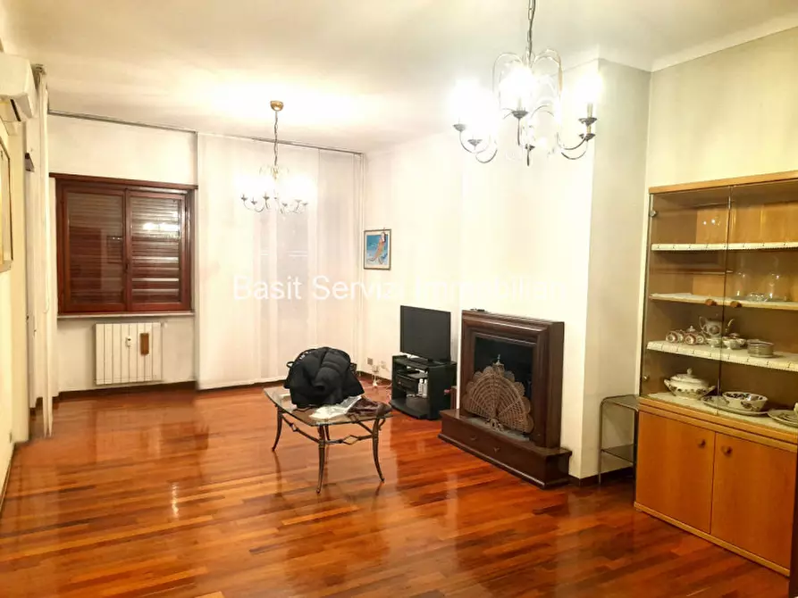 Immagine 1 di Appartamento in vendita  in Viale dei Colli Portuensi a Roma