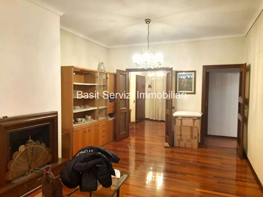 Immagine 4 di Appartamento in vendita  in Viale dei Colli Portuensi a Roma