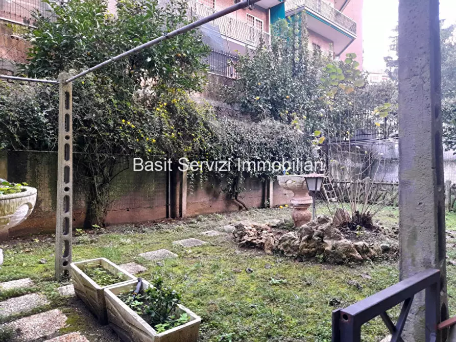 Immagine 22 di Appartamento in vendita  in Viale dei Colli Portuensi a Roma