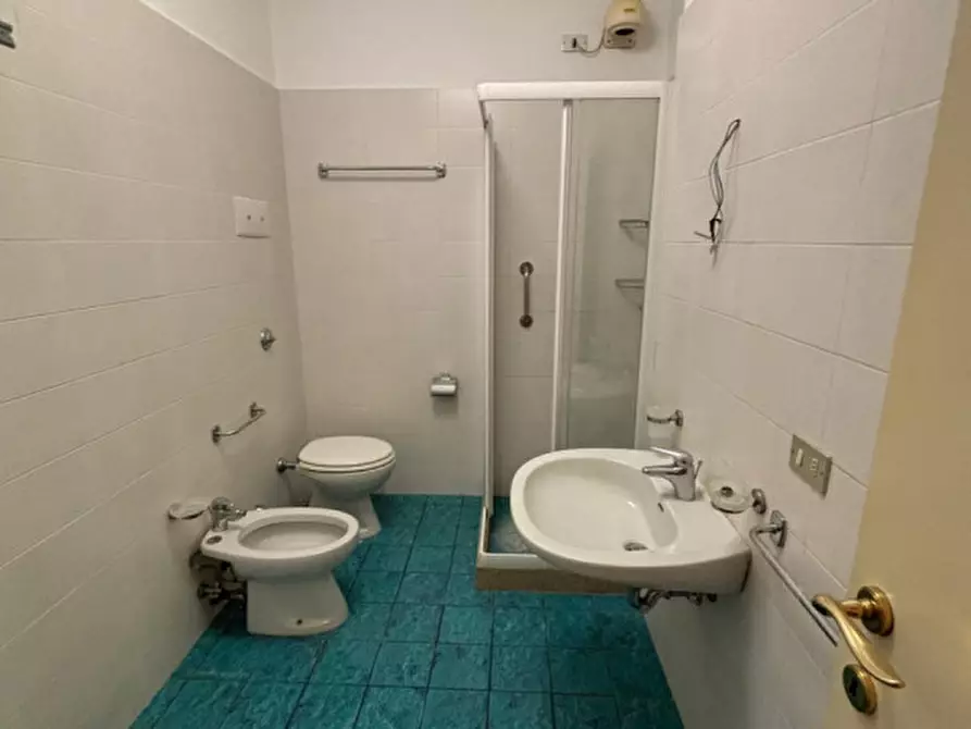 Immagine 21 di Appartamento in vendita  in Via Montereale a Pordenone