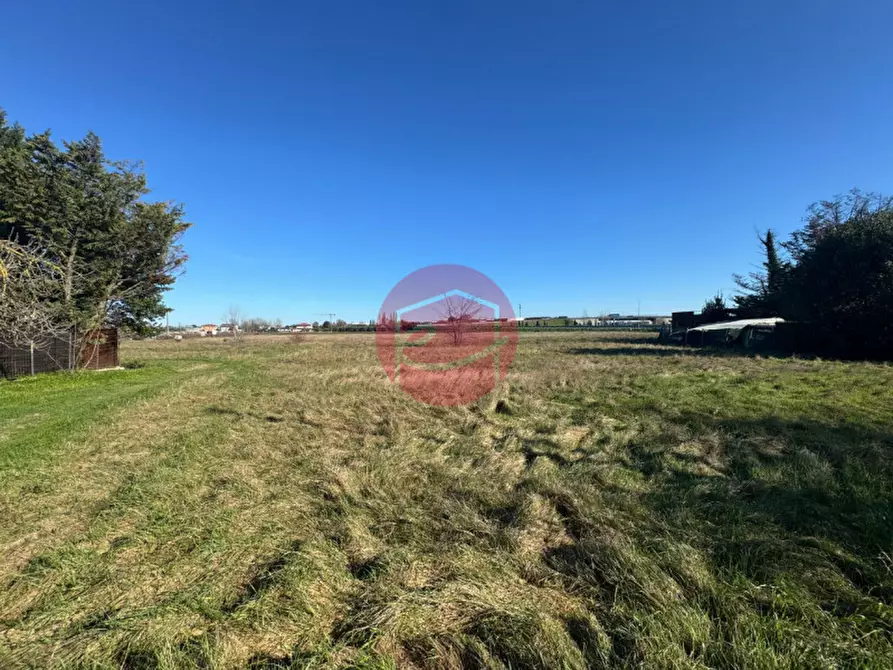 Immagine 1 di Terreno in vendita  a Gatteo