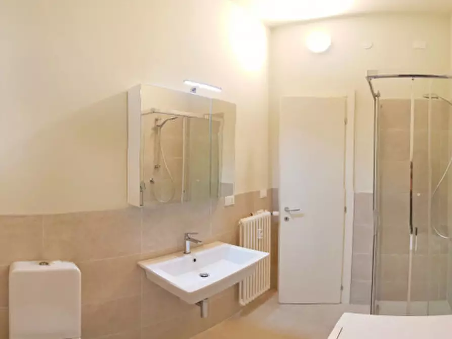 Immagine 9 di Appartamento in affitto  in stradella del garofolino a Vicenza