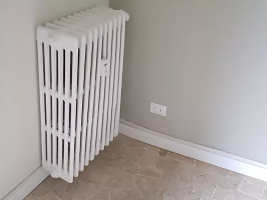 Immagine 15 di Appartamento in affitto  in stradella del garofolino a Vicenza