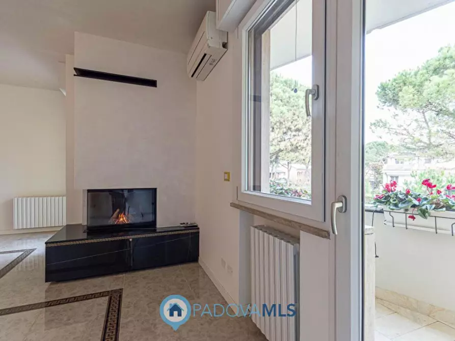 Immagine 5 di Appartamento in vendita  in Via Andrea Previtali a Abano Terme