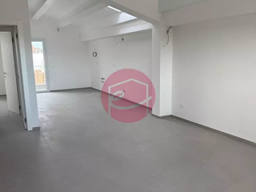 Immagine 2 di Attico in vendita  a Gambettola