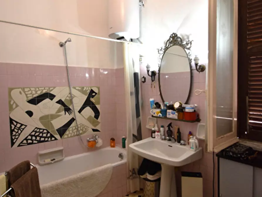 Immagine 15 di Appartamento in vendita  in Via Lorenzo il Magnifico a Roma