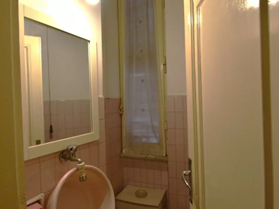 Immagine 16 di Appartamento in vendita  in Via Lorenzo il Magnifico a Roma