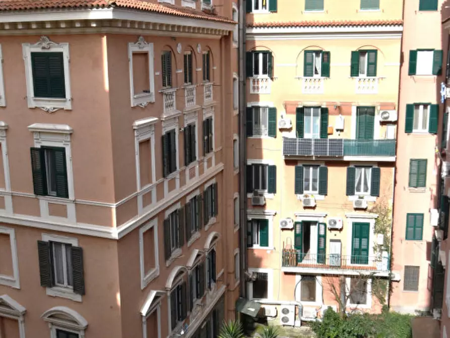 Immagine 18 di Appartamento in vendita  in Via Lorenzo il Magnifico a Roma
